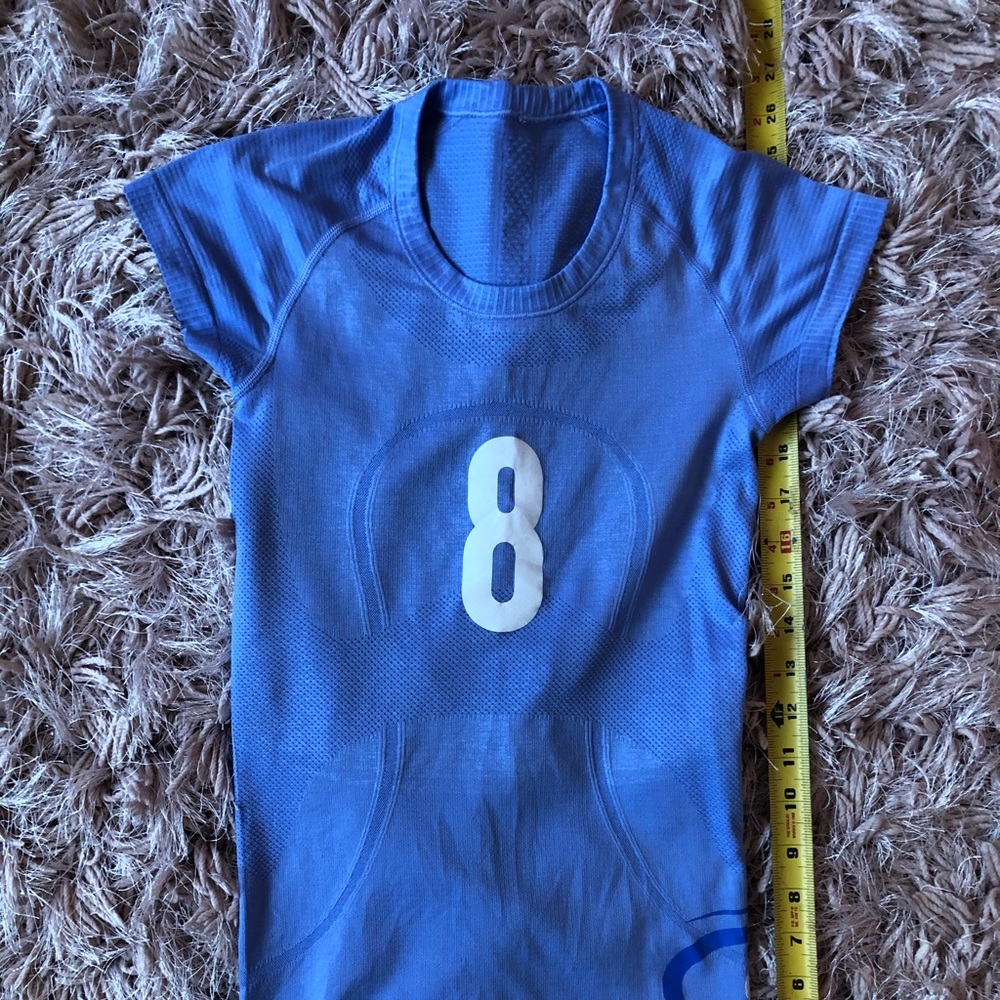 Girl’s Lululemon workout dress,sz small periwinkle